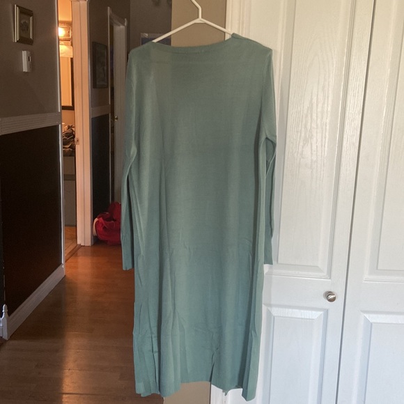 Sage green long cardigan.  No buttons. new. XL but fits more like a large. - Picture 2 of 3